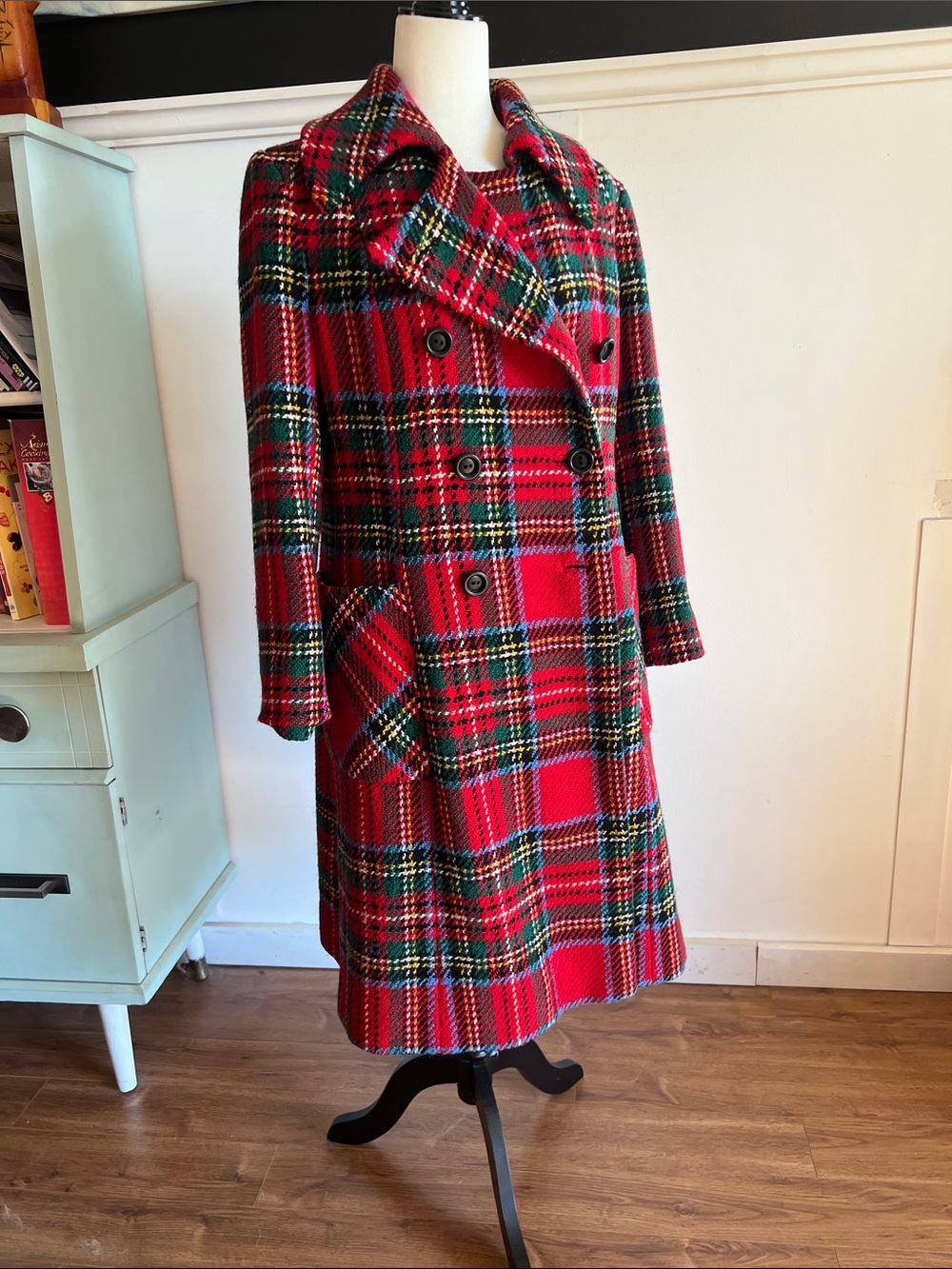 Vintage Red Plaid Double-Breasted Warm Irish Wool Coat - Picture 4 of 15